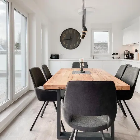 アパート Penthouse Passatstieg - Exklusiv In Strandnaher Lage- シャルボイツ