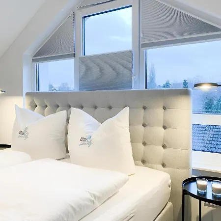 Penthouse Passatstieg - Exklusiv In Strandnaher Lage- シャルボイツ